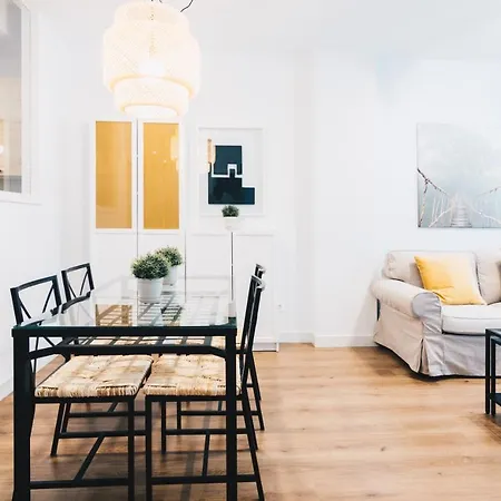 By People Апартаменты *